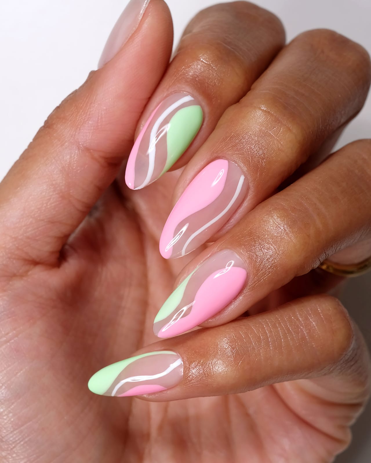 Luxe Nail Studio — photo 5